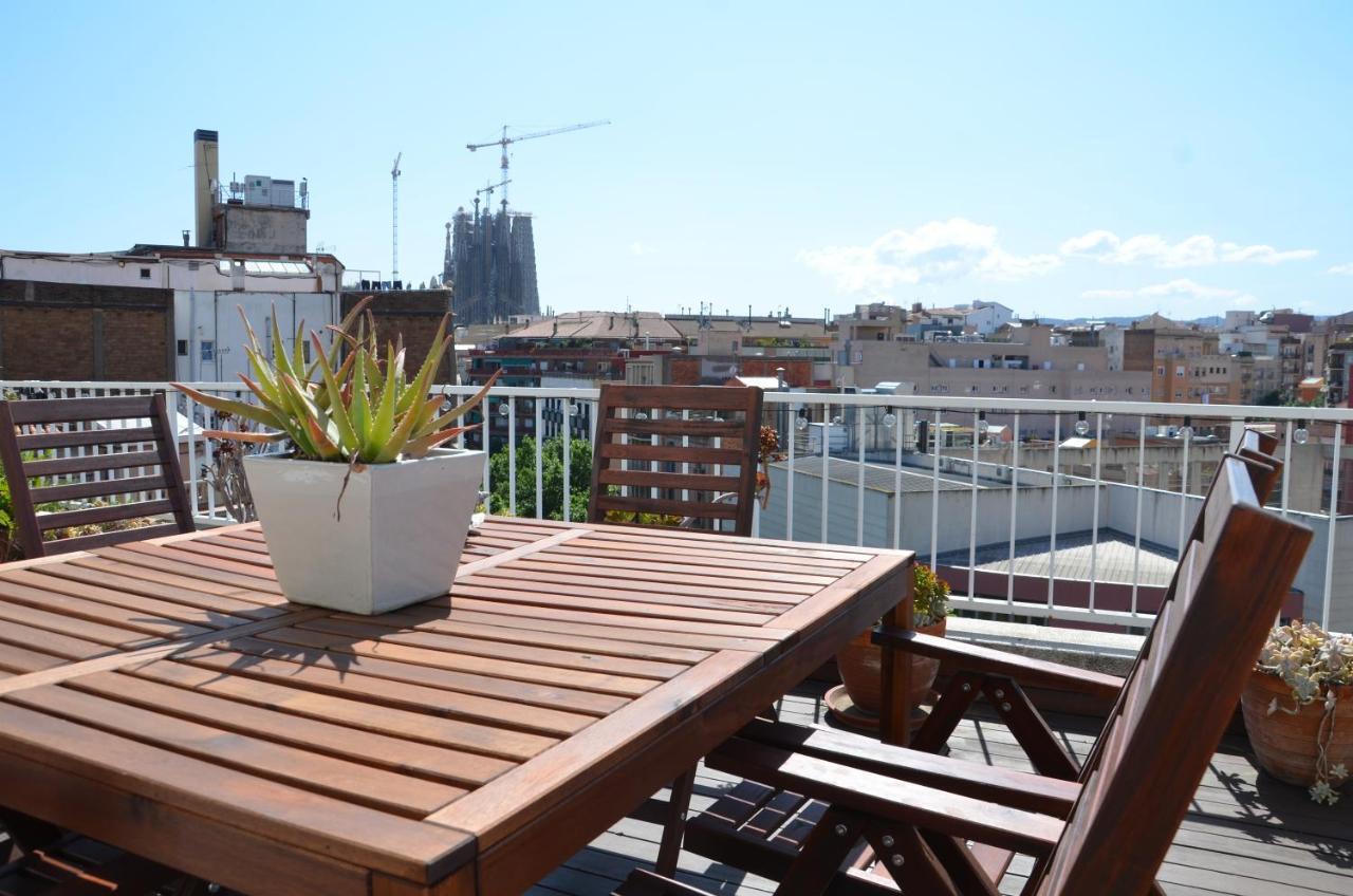 Barcelona Sunny Terrace Apartment Exterior photo